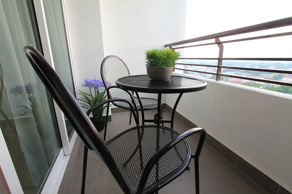 Ians Majestic Condo 0*, Ipoh